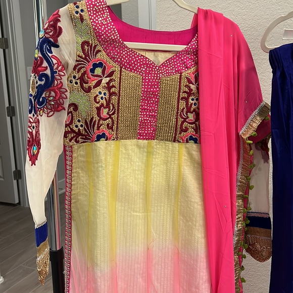 Green and pink ankle length anarkali suit…Indian clothing - Picture 3 of 6